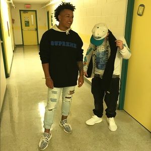 Meet your Posher, Kobie